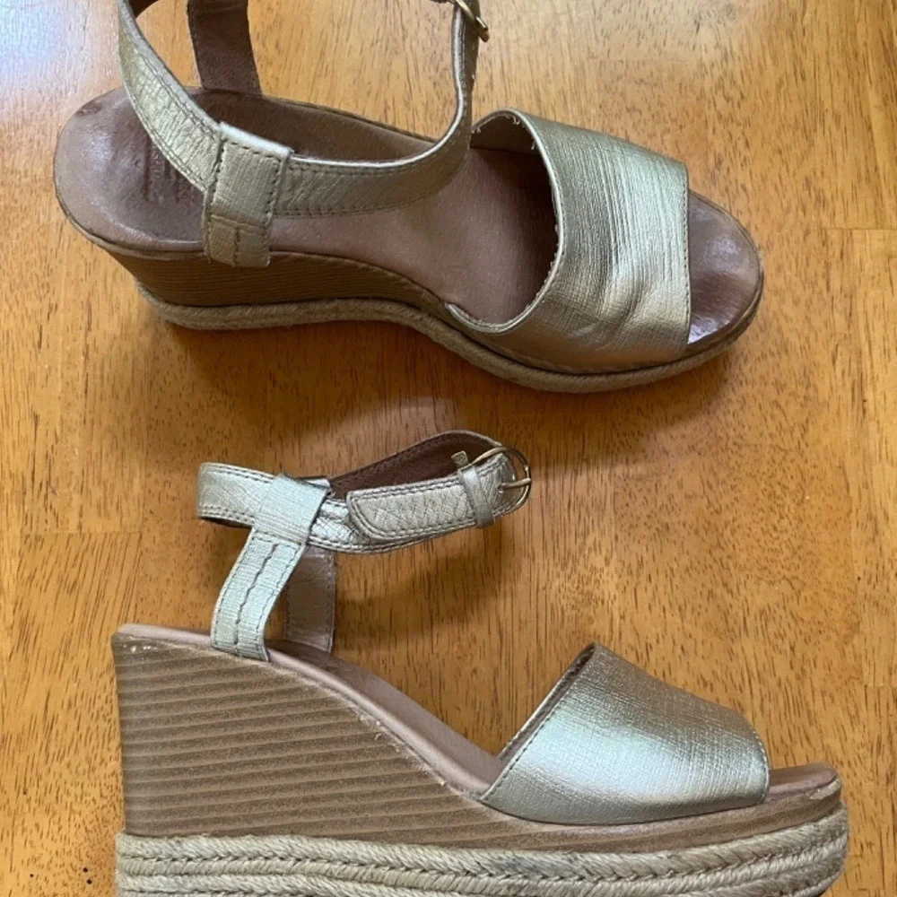 Sperry Sz 7 Gold Leather Espadrille Ankle Strap Open Toe Ankle Strap Shoes